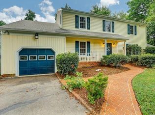 9305 Cedar Crest Ct, North Chesterfield, VA 23235