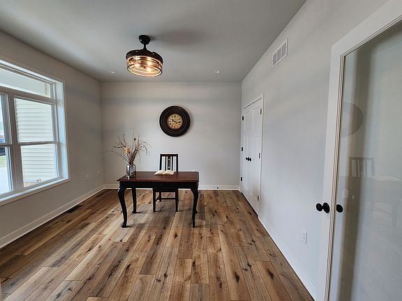 5th image of 6664 Honey Comb Ln