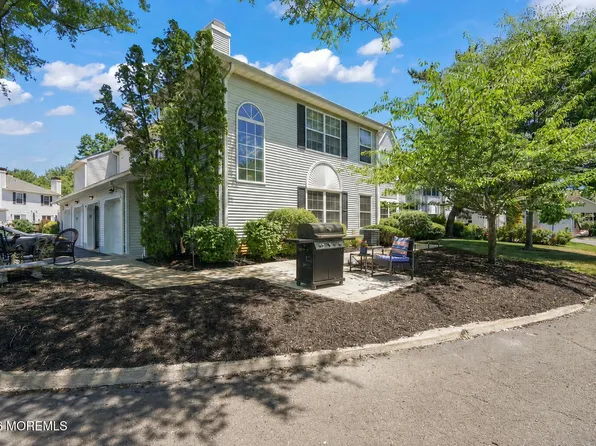 37 Racquet Road, Wall, NJ 07719