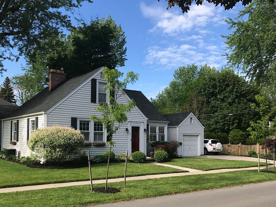 1st image of 115 Highland Dr