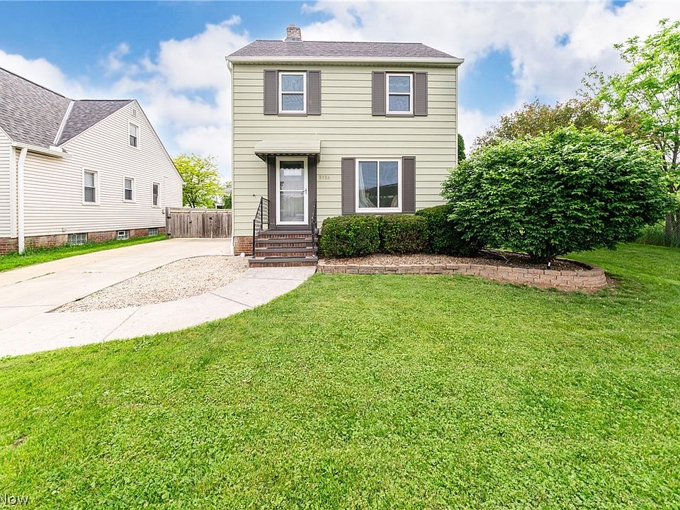 1st image of 3136 W 138th St