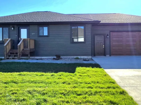 677 N Vant Haaff Dr, Corsica, SD 57328