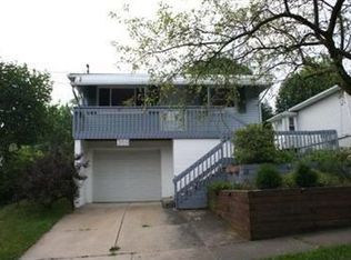 369 Gibbs Rd, Akron, OH 44312