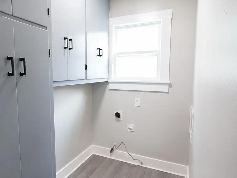 413 E Hazel Ave — Photo 7