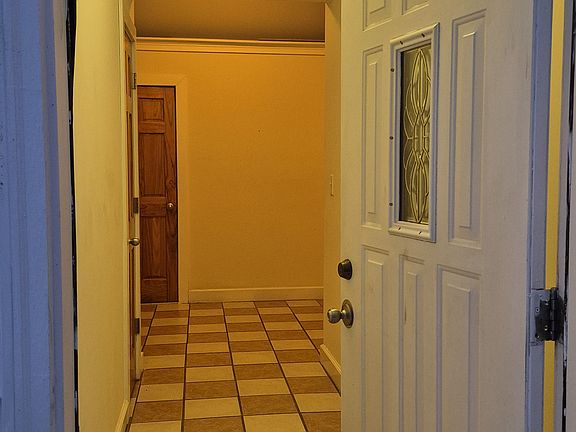 2nd image of 141 Mountain Shadows Dr