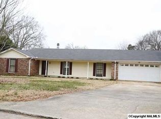 2107 Berwick Pl SW, Decatur, AL 35603