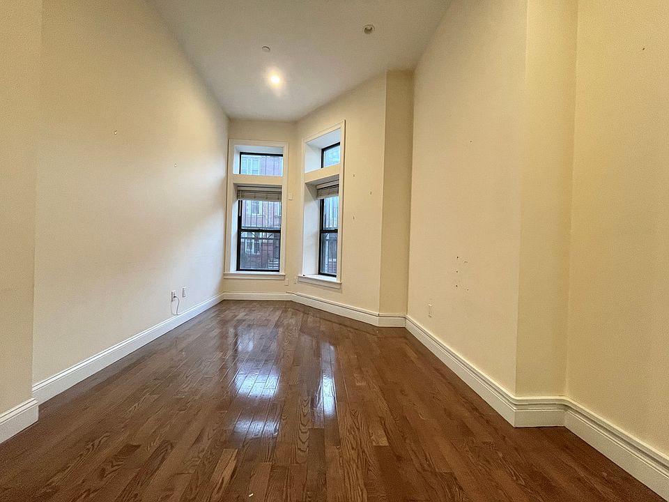 1st image of 303 W 139th St