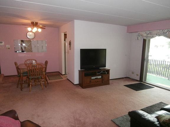 3rd image of 14023 Gail Ln APT 402