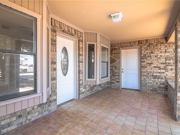 5th image of 2503 E Sugar Cane Dr
