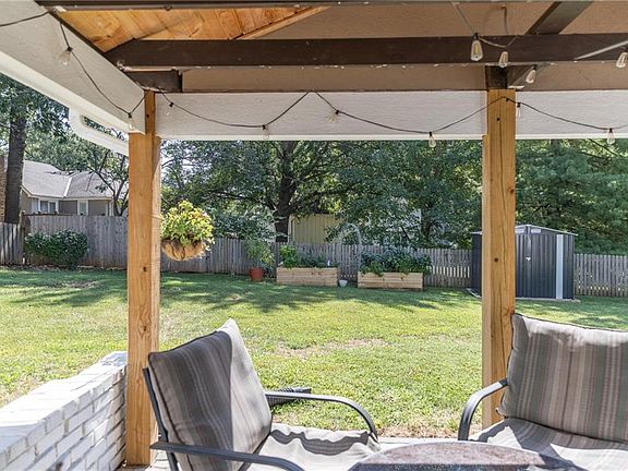 5th image of 1829 E 152nd Cir
