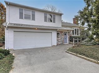 33 North Ave, Providence, RI 02906