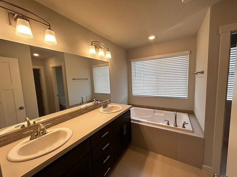31482 NW Turel Dr — Photo 15