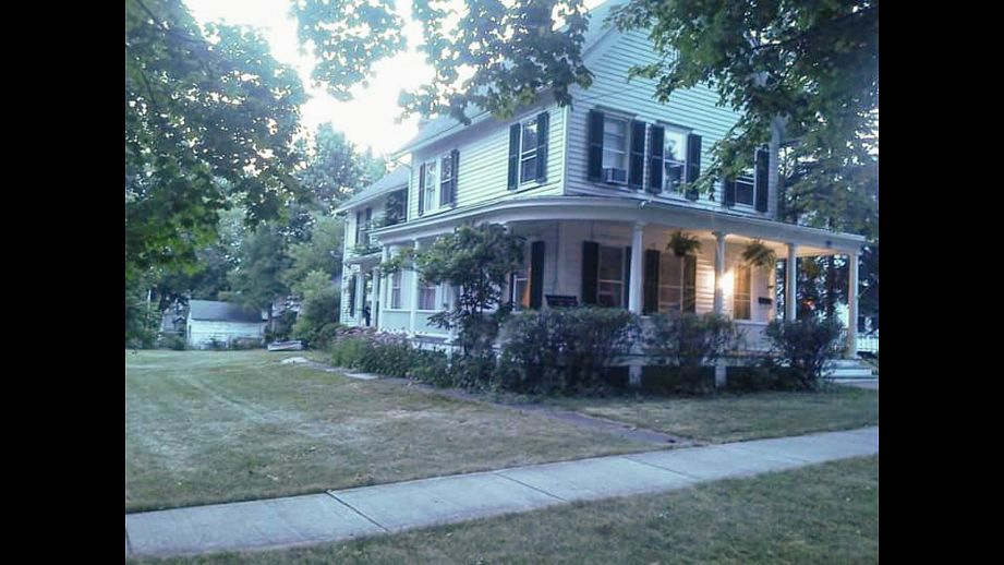 1st image of 122 Stark Ave