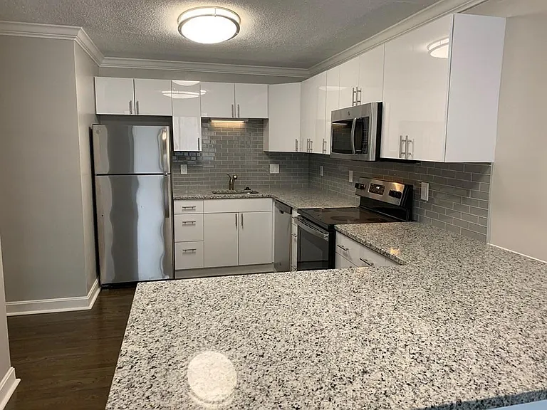 519 Washington St #6 — Photo 20