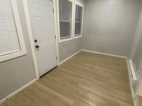 3rd image of 59 Carson Ave
