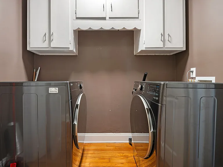 713 W Knox St — Photo 19