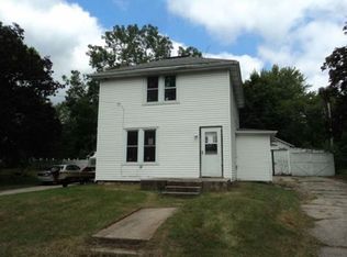 207 Holmes St, Rio, WI 53960