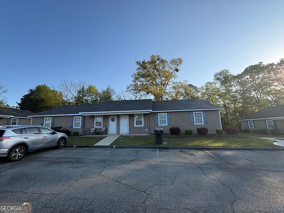 1st image of 1701 Claxton Dairy Rd