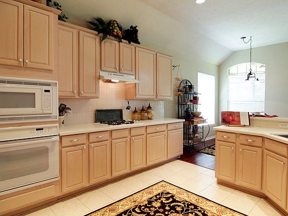 Lots of Counter Space