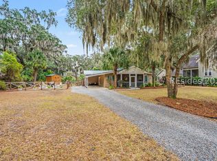 1309 Newcastle St, Beaufort, SC 29902