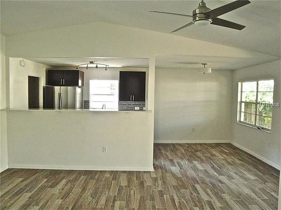 4th image of 2823 Stoneland Ln
