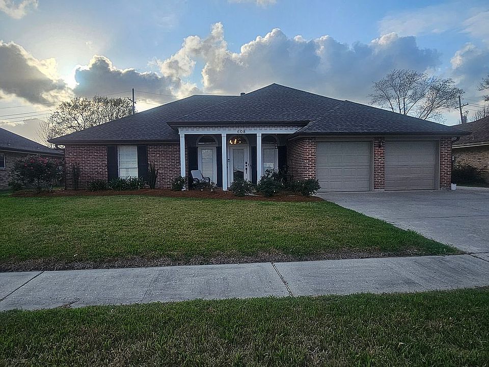1st image of 608 Vanessa Dr