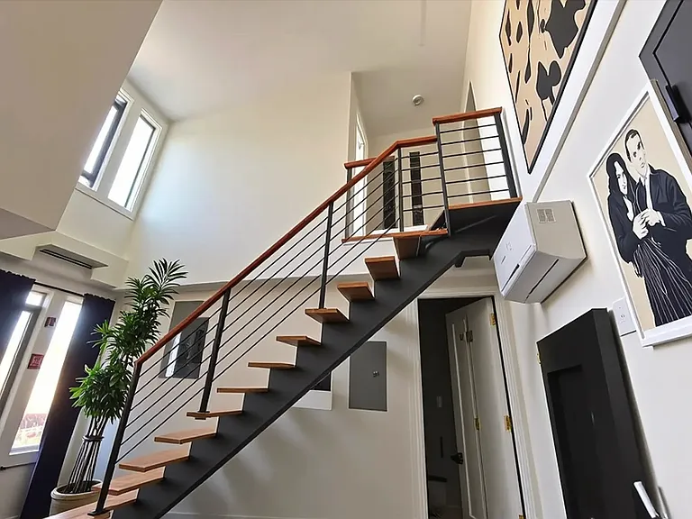 434 Manhattan Ave #PENTHOUSE — Photo 9