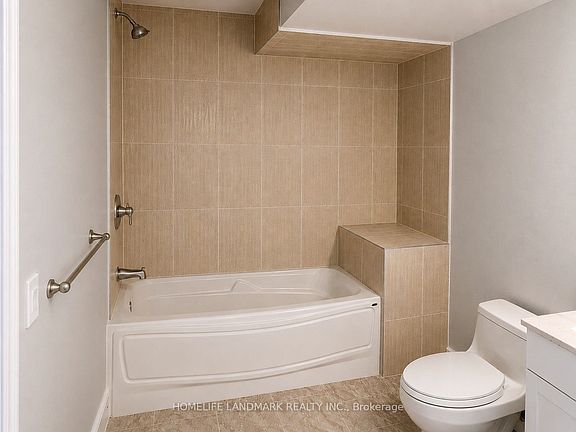 4th image of 24 Oranmore Cres