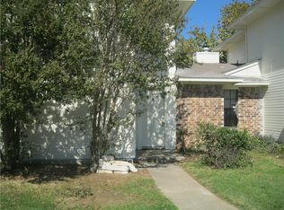 600 Starlinda Ct APT B, Arlington, TX 76012