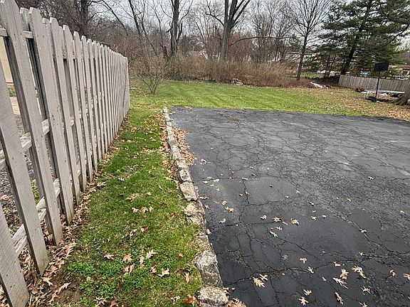 5th image of 4938 Mount Alverno Rd