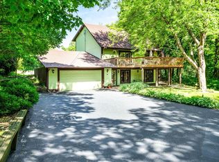 249 Chicago Ave N, Wayzata, MN 55391