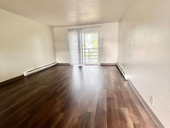 3rd image of 612-614 Shangri La Ave NE #J