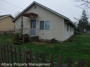 520 Queen Ave SE, Albany, OR 97322