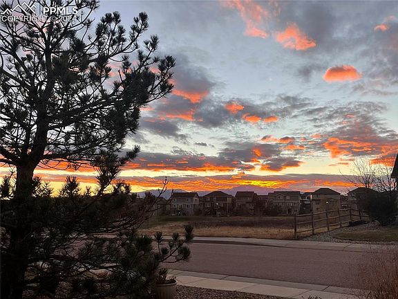 3rd image of 9903 Antler Creek Dr