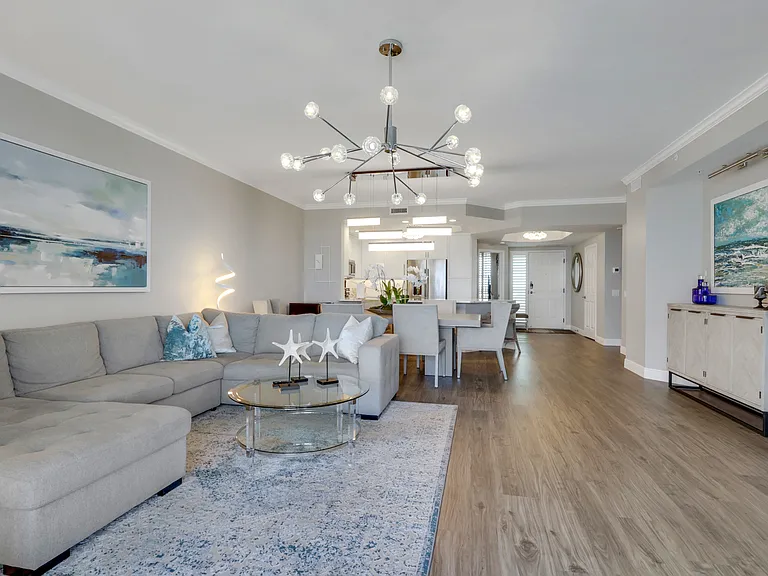 420 Cove Tower Dr #802 — Photo 35