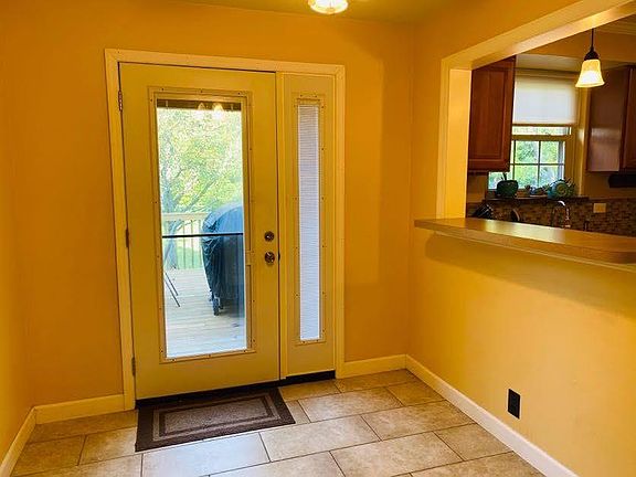 5th image of 1255 Brooke Ave