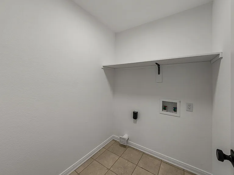 10234 Condor Loop — Photo 16