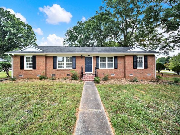 2400 Fox Hollow Rd
