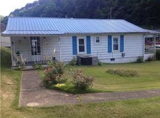 482 Little Creek Rd, Cabin Creek, WV 25035