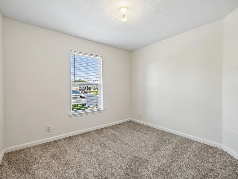 Legacy Village — Photo 138