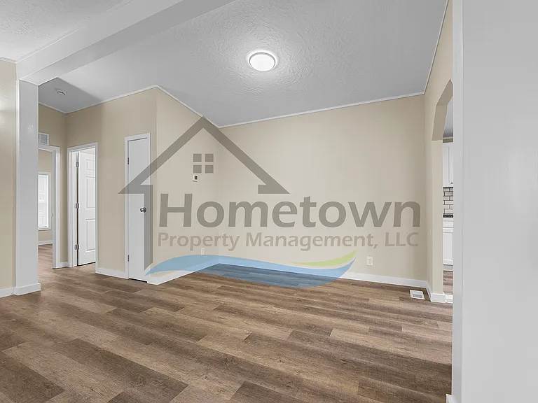 60-1 Short Dr — Photo 33