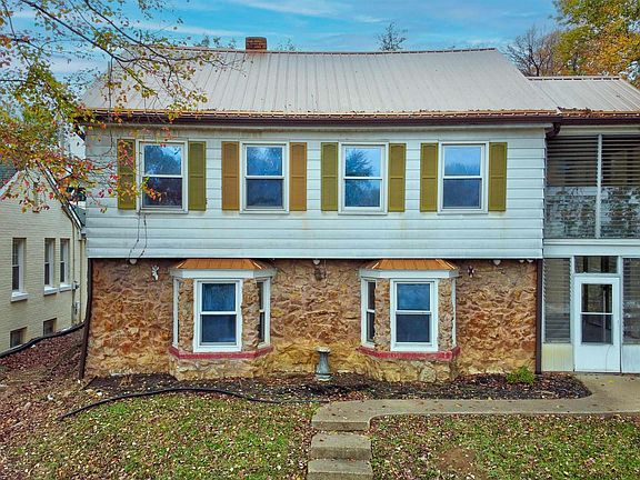 5th image of 232 Fernwood Dr