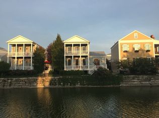 3328 Hempstead Pl, Saint Charles, MO 63301