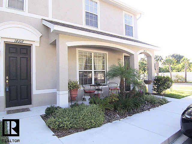Modern Beazer townhome