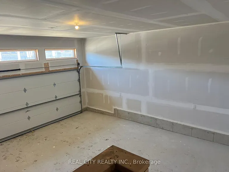 3047 Sandy Acres Ave — Photo 31