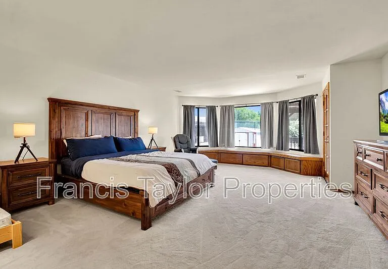 749 Flagstone Ct — Photo 11