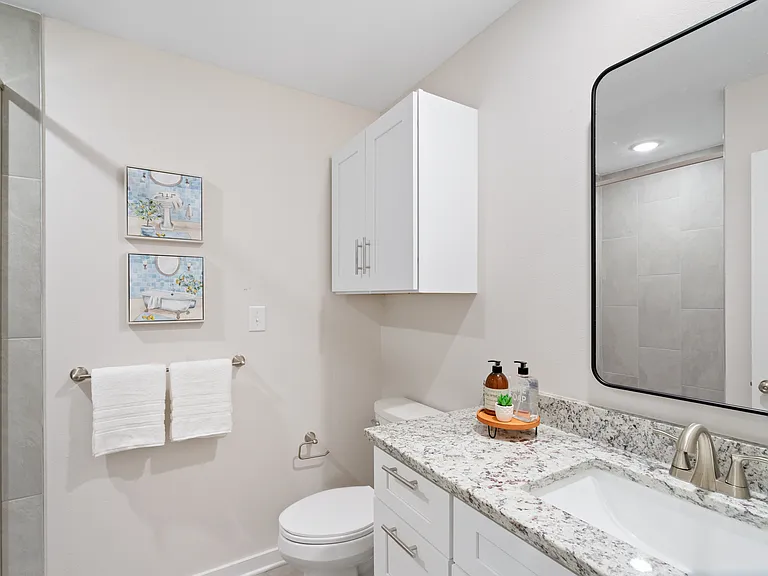 420 Craig St #B3 — Photo 7