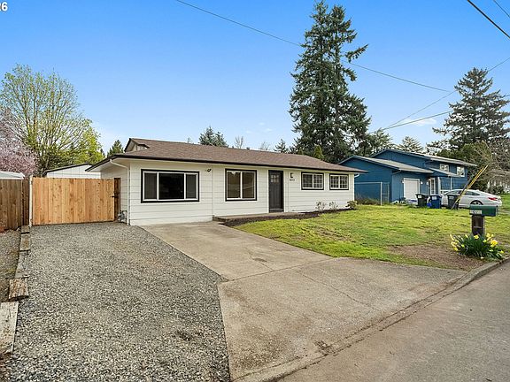 4th image of 5073 SE Rainbow Ln