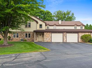 1820 Ridgeway Dr UNIT 62A, De Pere, WI 54115