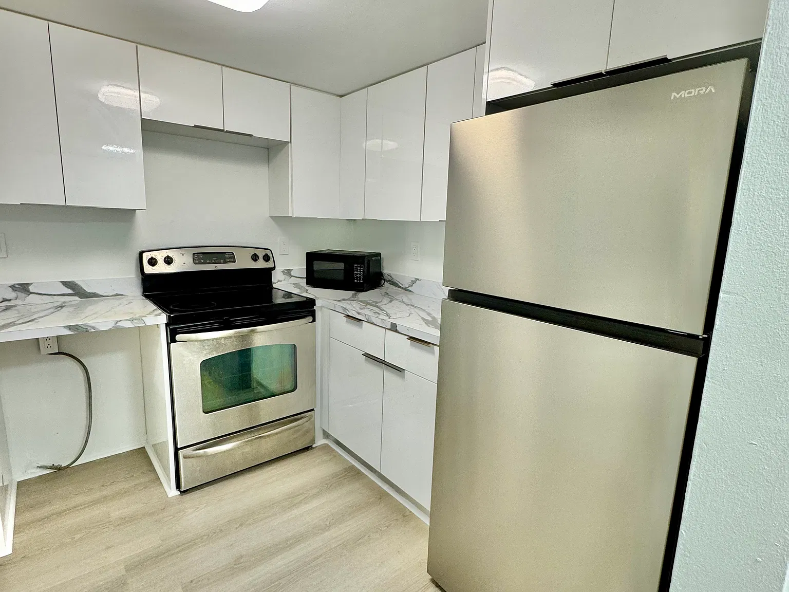 1 bed, 758 sqft, $1,750 — Photo 4